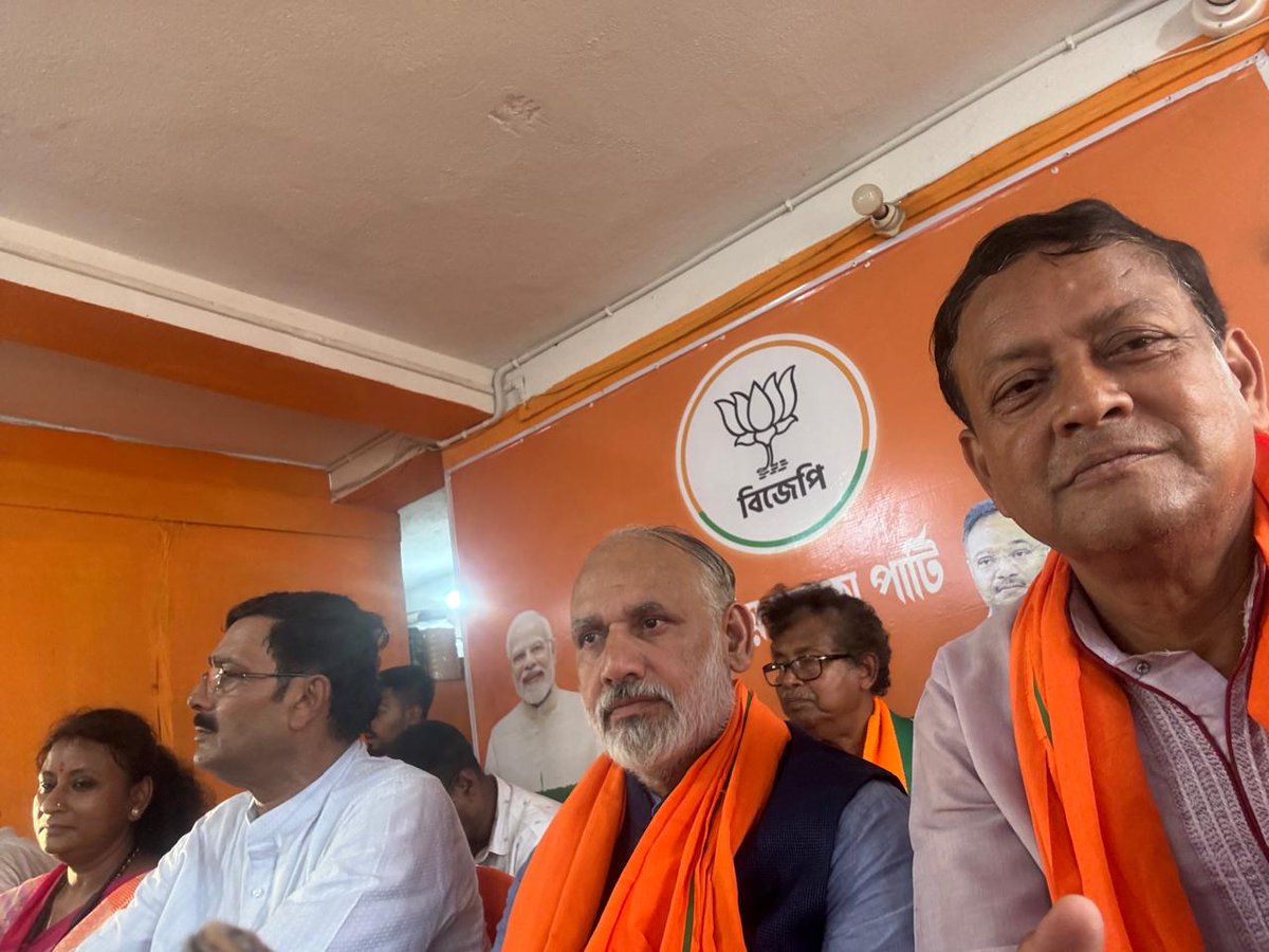 PrasenjitOFC's tweet photo. On 04.04.2026, BJP #State_Committee_Member &amp; Incharge of Diamond Harbour (DH) District , Shri #Prasenjit_Bhowmik was present during Organisational meeting with District &amp; 6 Assembly Election Management Committee at DH District Party Office under DH District

@sunilbansalbjp https://t.co/DCtUfwJ3gq