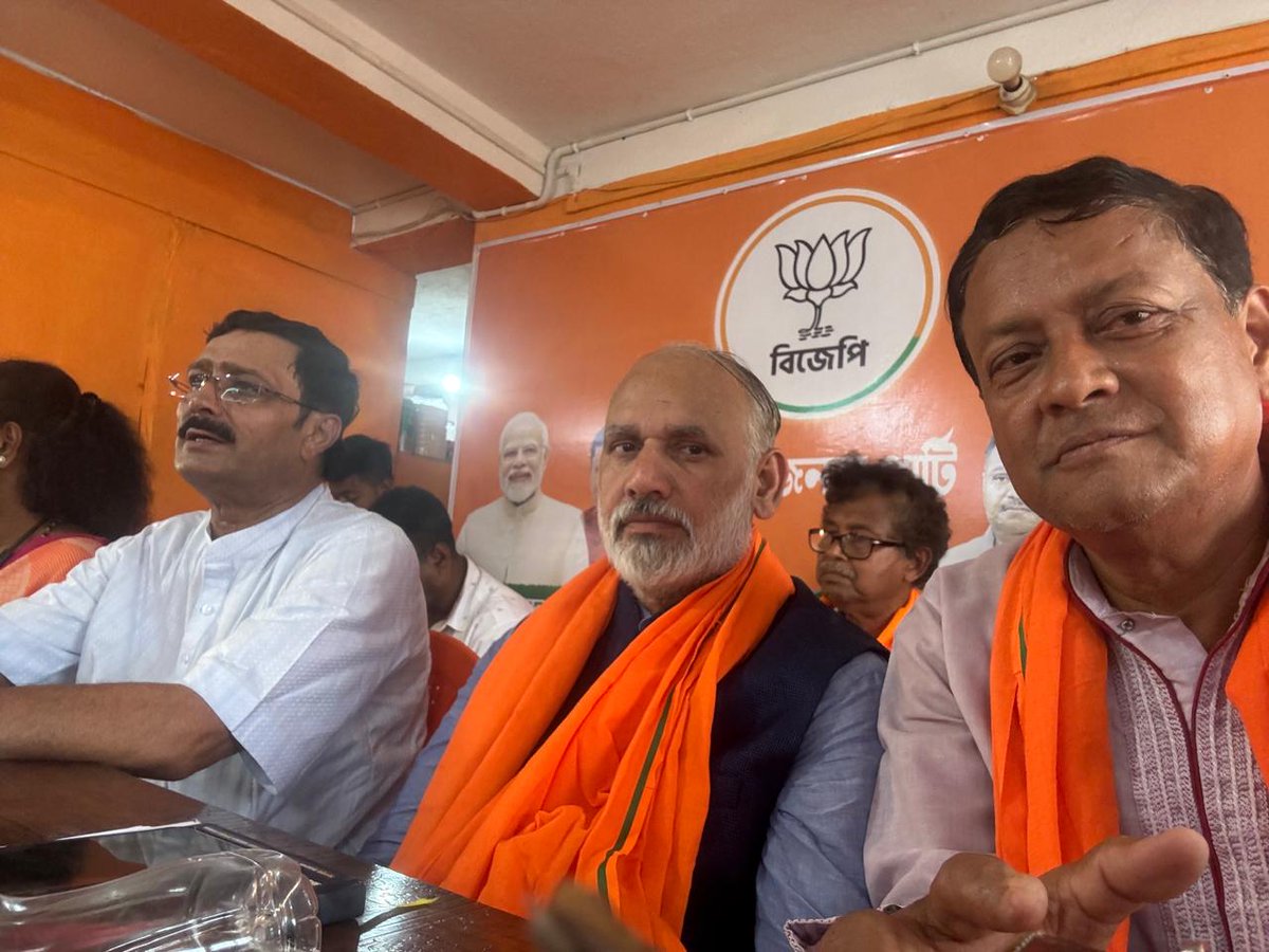 PrasenjitOFC's tweet photo. On 04.04.2026, BJP #State_Committee_Member &amp; Incharge of Diamond Harbour (DH) District , Shri #Prasenjit_Bhowmik was present during Organisational meeting with District &amp; 6 Assembly Election Management Committee at DH District Party Office under DH District

@sunilbansalbjp https://t.co/DCtUfwJ3gq