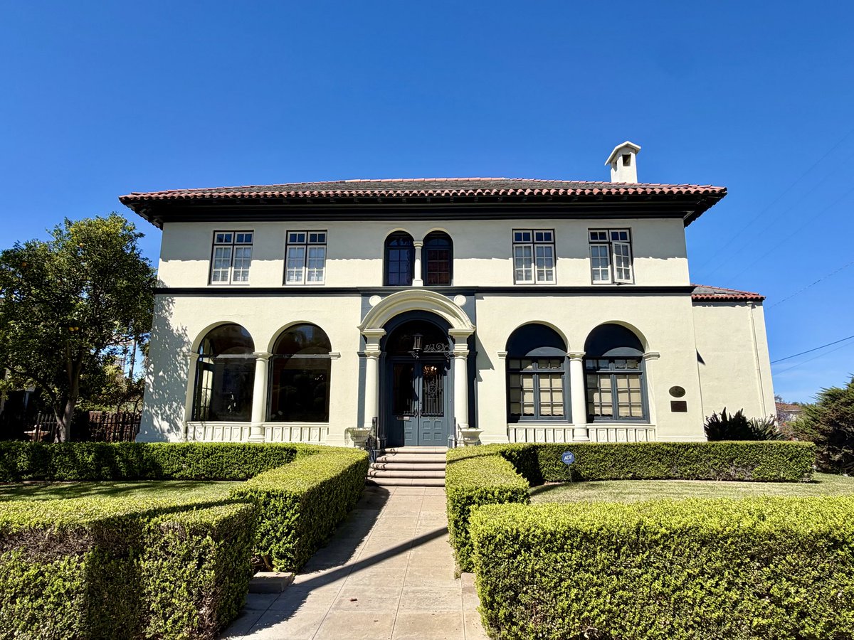 Julie Chang tweet media