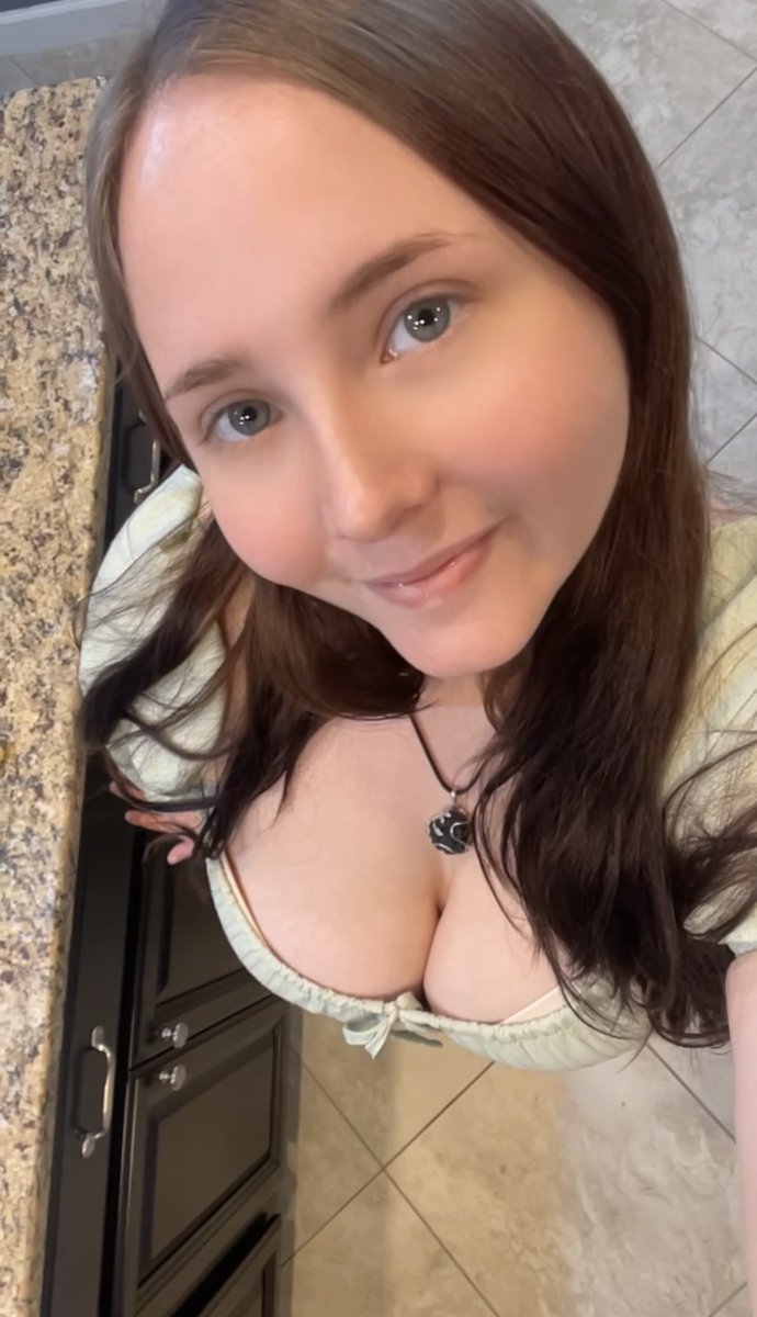 Jewel / Megan 💕 tweet media