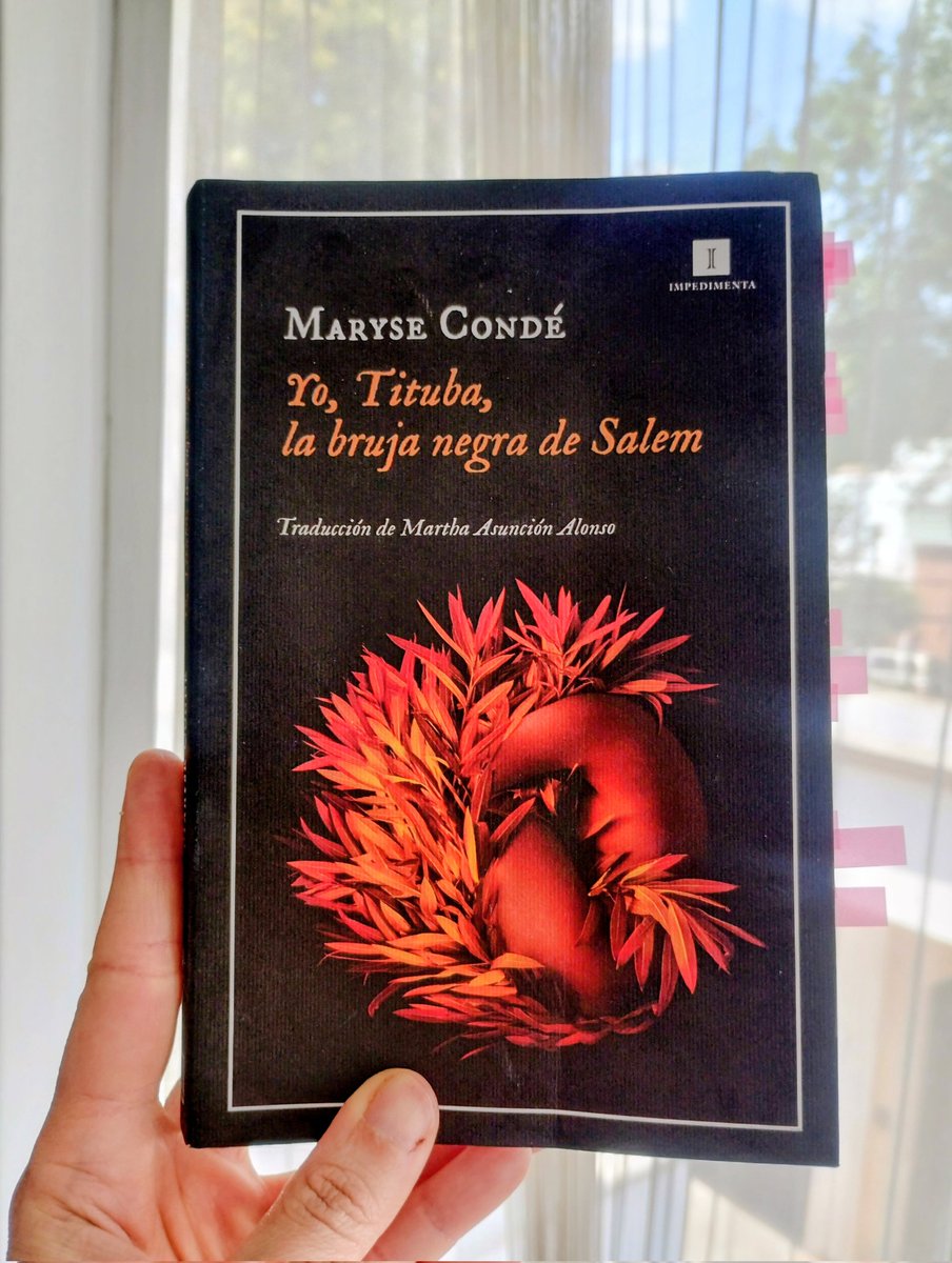 tiempaire's tweet photo. Estoy releyendo esta novela de Maryse Condé porque quiero escribir sobre ella. Es absolutamente hermosa. Siento que no le hemos puesto la atención que merece la autora en nuestras latitudes (probablemente por la barrera del idioma y por las tradiciones fuertemente nacionalistas). https://t.co/mLo0CcLGse