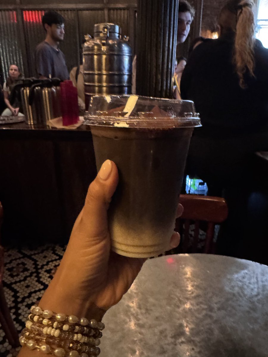 Lidia • Software Engineer •Afrolatina 👩🏽‍💻 tweet media