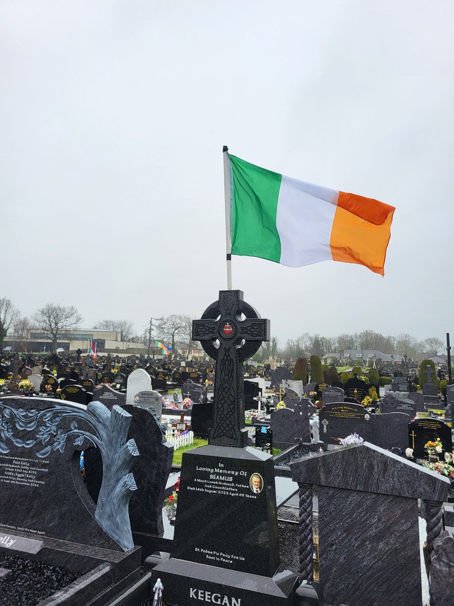 Republican Memorial Tributes 32 tweet media