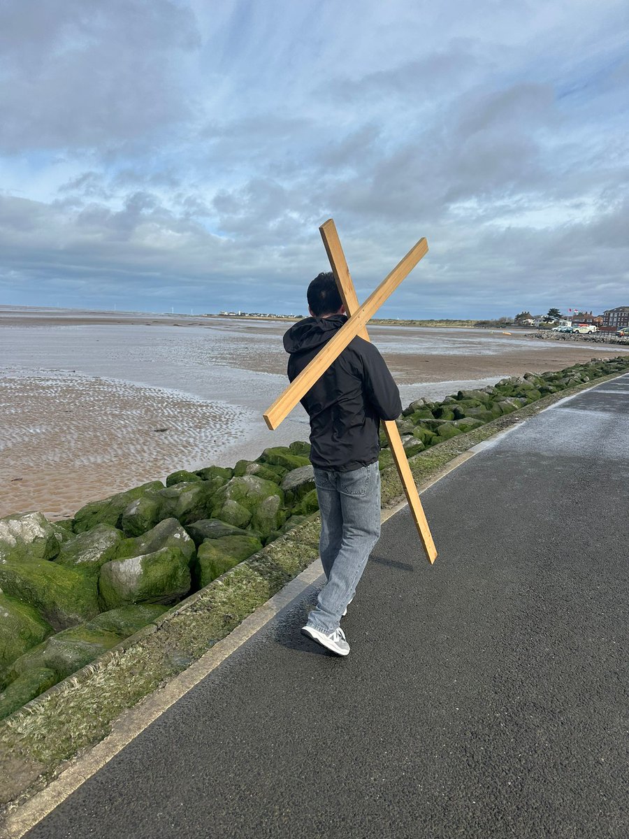 West Kirby United Reformed Church tweet media