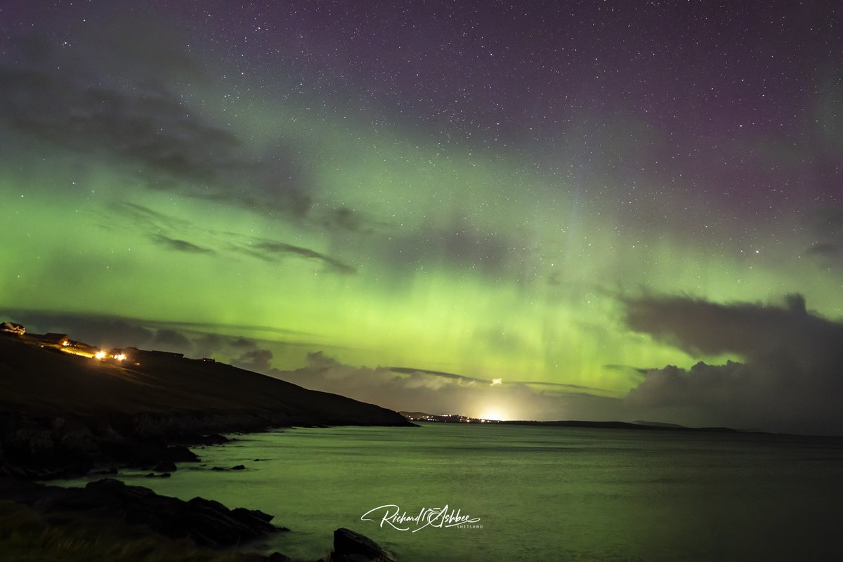 ashbee_richard's tweet photo. Major Aurora in Shetland last night
#shetland, #shetlandaurora, #aurorashetland, #shetlandaurorahunter, #mirriedancers https://t.co/7Suai60qXr