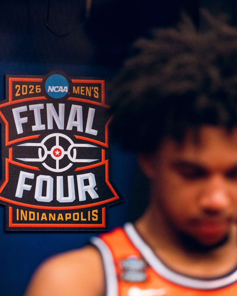 UofIllinois's tweet photo. Time to prove why we belong in April Madness. https://t.co/R67RfCOvw8