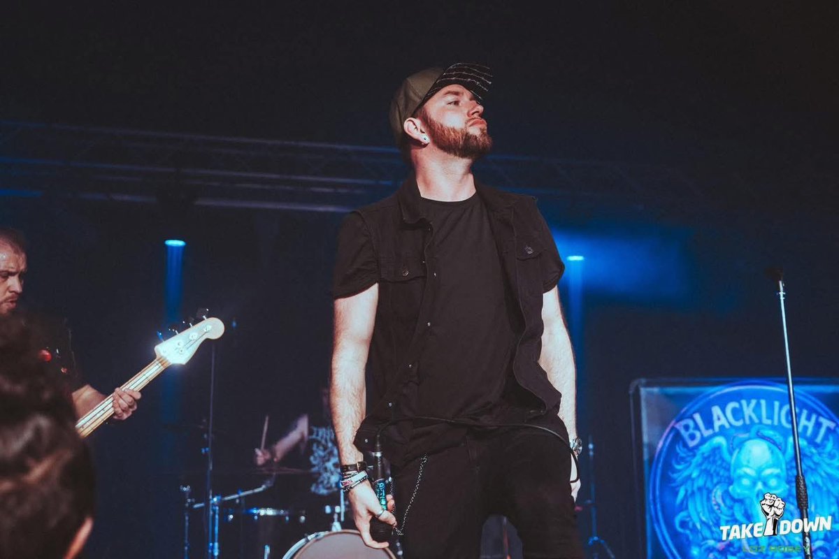 BlacklightVice's tweet photo. Thanks to everyone who made it to #TakedownFestival yesterday 🩸🦷🐺

What a mental night!  Some awesome bands ⚡️ https://t.co/25g3mGVhmD