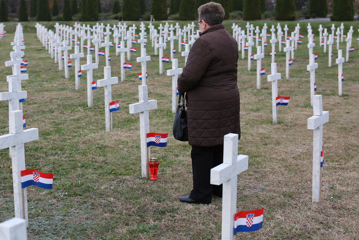 Tomislav Horvat tweet media