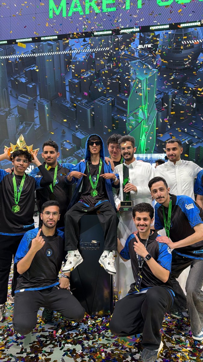 ‏R8 | عوبد tweet media