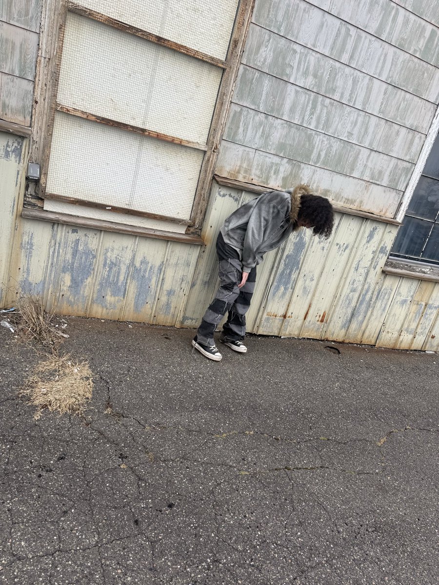 loveluvantt's tweet photo. What’s Happening? https://t.co/ONzXccNhPD