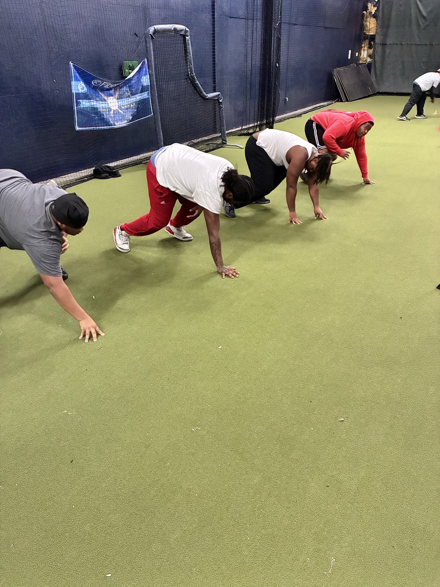 CoachBigBlake's tweet image. These guys been working #saturdaywork