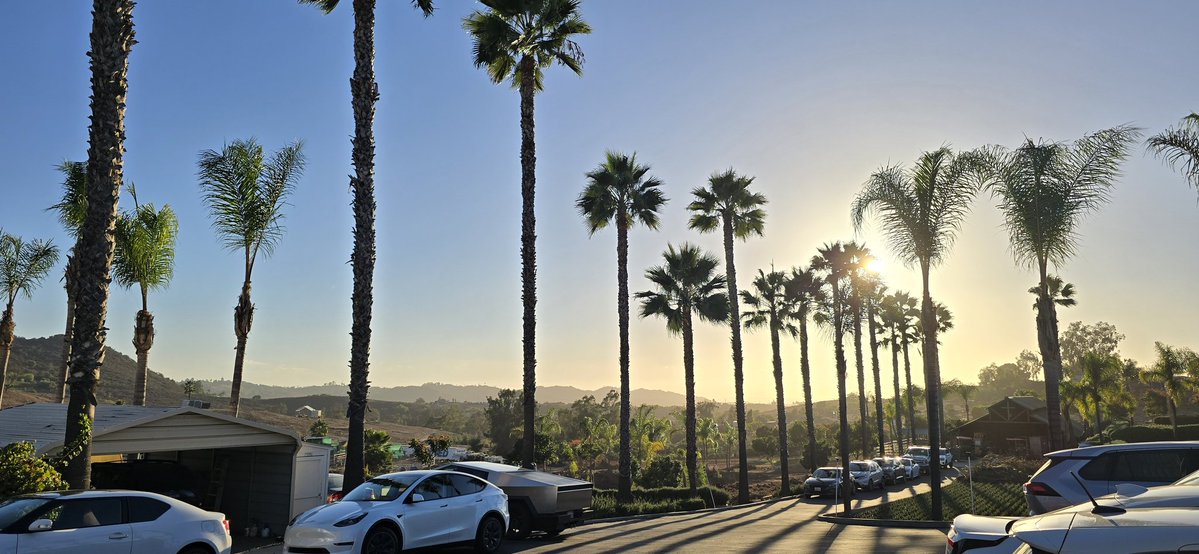 Logan Hub tweet media