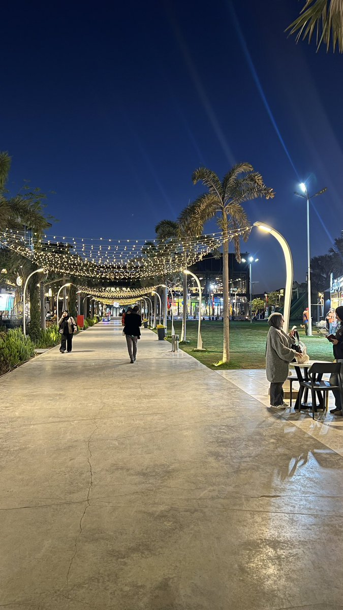 Manon ✶ tweet media