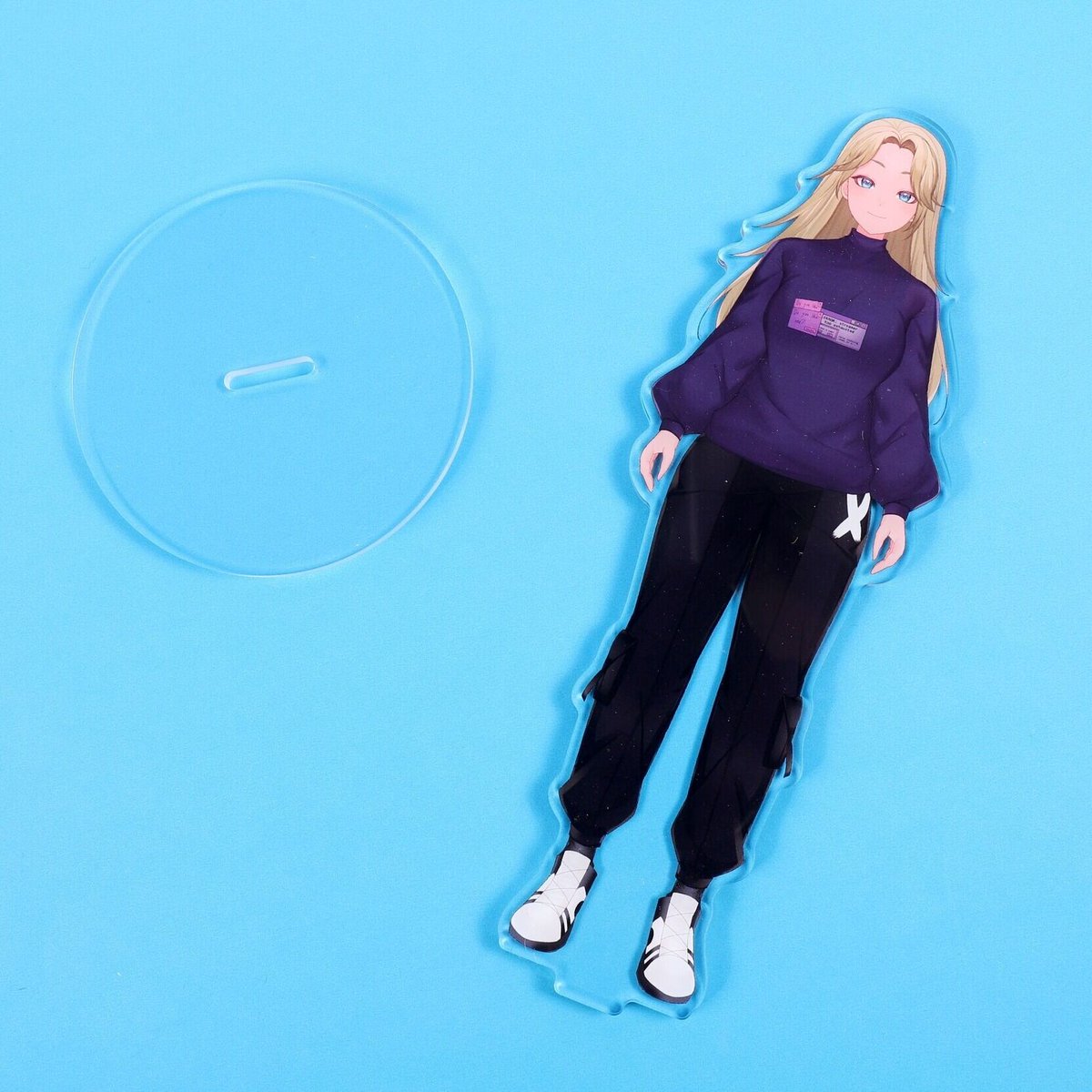 RaechitMerch tweet media