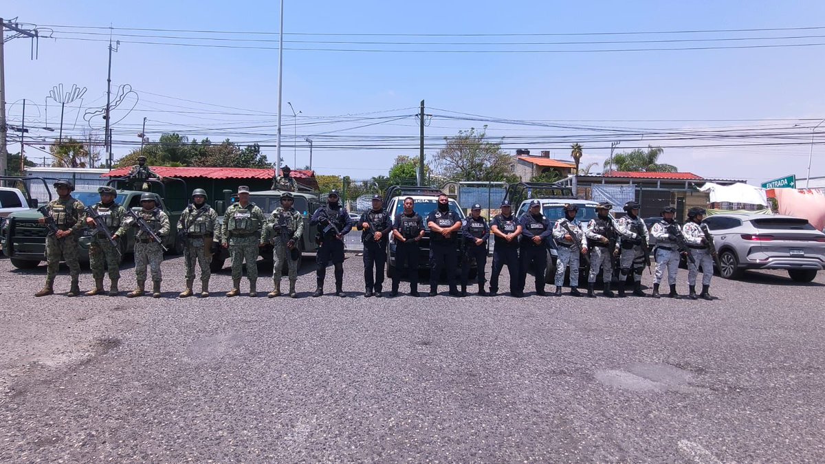 Display Noticias tweet media