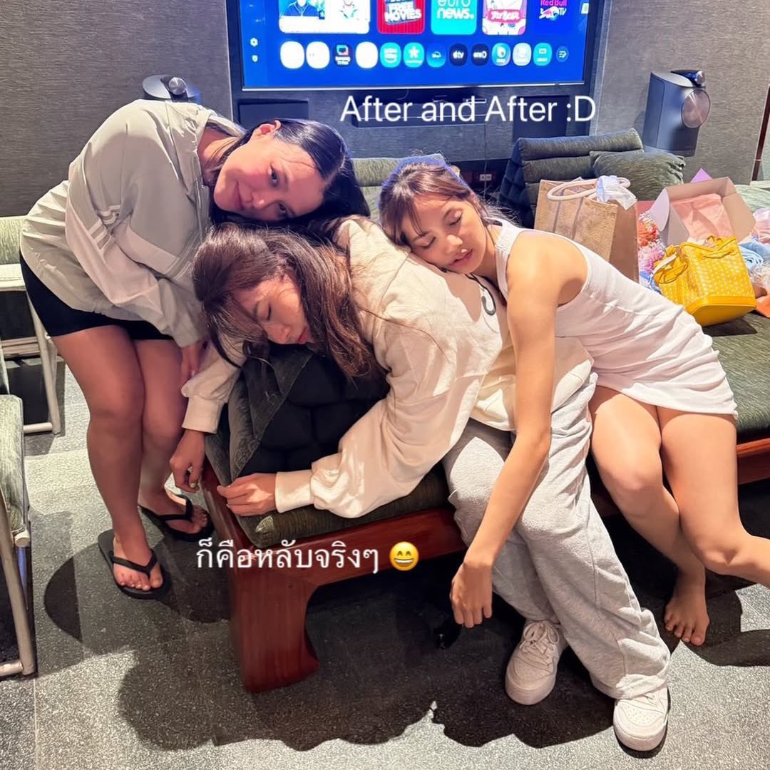 mari ⋆˚꩜。 tweet media