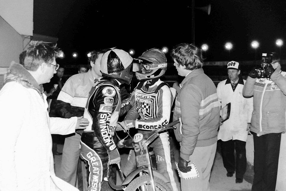 Upright Speedway  tweet media