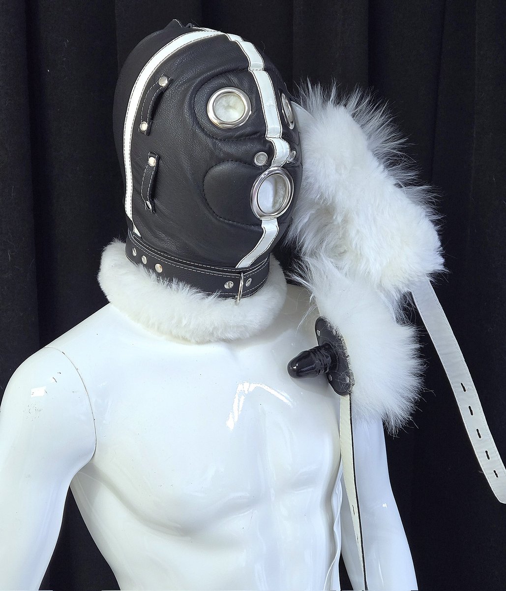 Barmalej_bond's tweet photo. New hood with cock gag, harness for inflatable gag and fur blindfold.  Somehow etsy doesn't like it, but working trough to list it there. 
#bdsmِ #furbondage #sheepskin ##sheepskinBondage #deprivation #gag #furSlave https://t.co/8rJOygjsdC