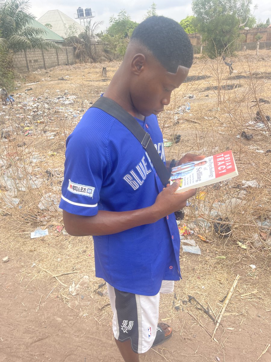 John Takér tweet media