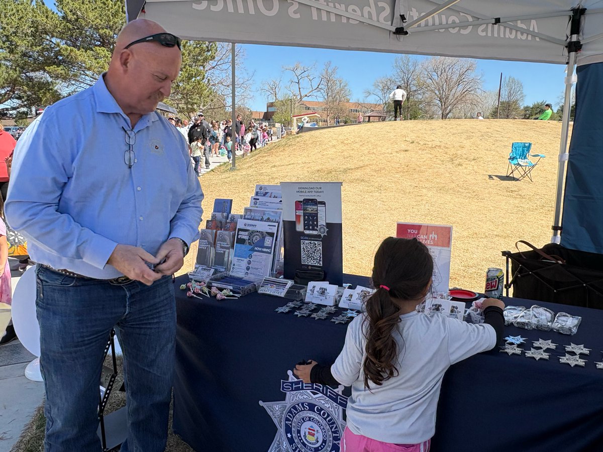 AdamsCoSheriff's tweet image. We celebrated #Easter one day early with our friends at Cardenas Ministries. Thank you to everyone who came out to spend time with our community. 

#BetterTogether #CommunityPolicing