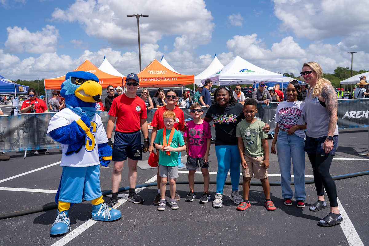 SeminoleState's tweet photo. The competition was blazing today at the #FirefighterChallenge Family Fun Day! It was a blast to see all of @seminolecountyfl come out in support of @scfdpio and the firefighters from around the world who displayed the demanding skills required by the field. 
🤝 @orlandohealth https://t.co/PDFZ5dY88r