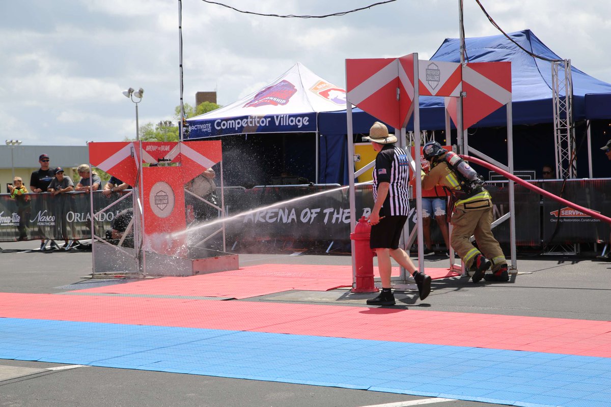 SeminoleState's tweet photo. The competition was blazing today at the #FirefighterChallenge Family Fun Day! It was a blast to see all of @seminolecountyfl come out in support of @scfdpio and the firefighters from around the world who displayed the demanding skills required by the field. 
🤝 @orlandohealth https://t.co/PDFZ5dY88r