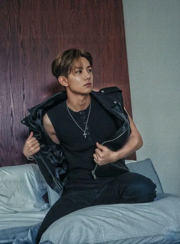 sisi 🦇 #TREATENHYPENBETTER tweet media