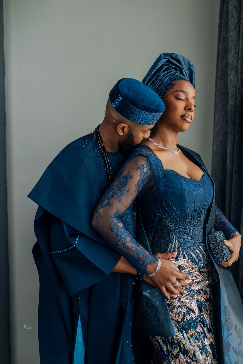 B ọ́ D tweet media