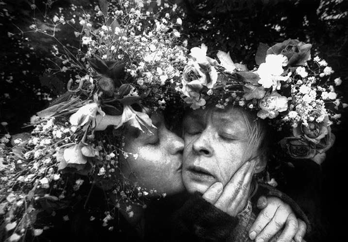 Vulphira's tweet photo. it is spring again, the earth is like a child that knows poems by heart. https://t.co/JBKBw0jcpQ