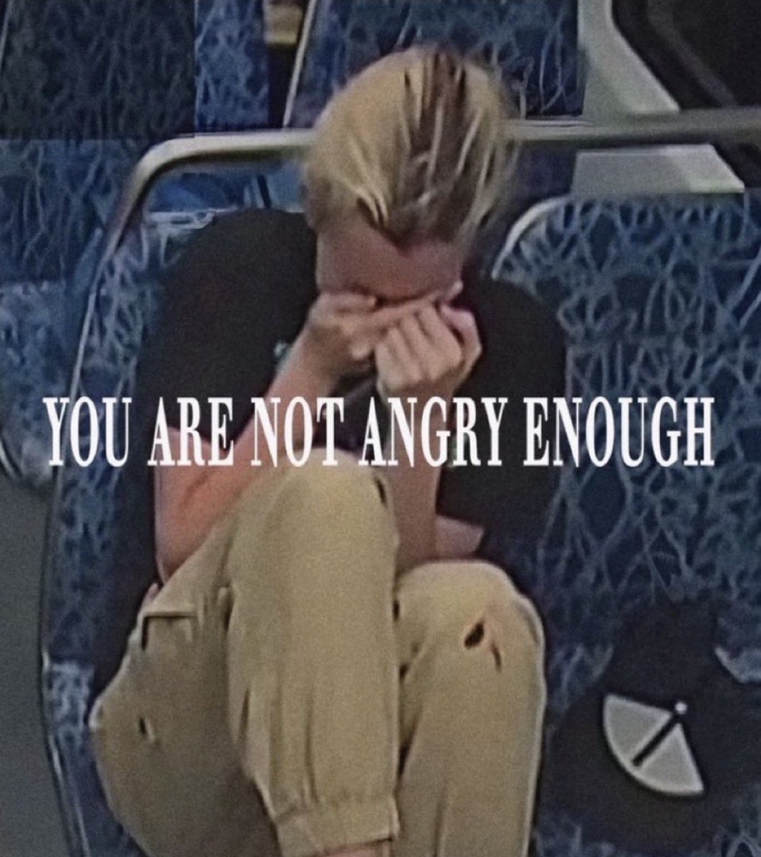 Red October tweet media