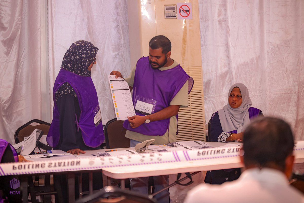 Elections Commission tweet media