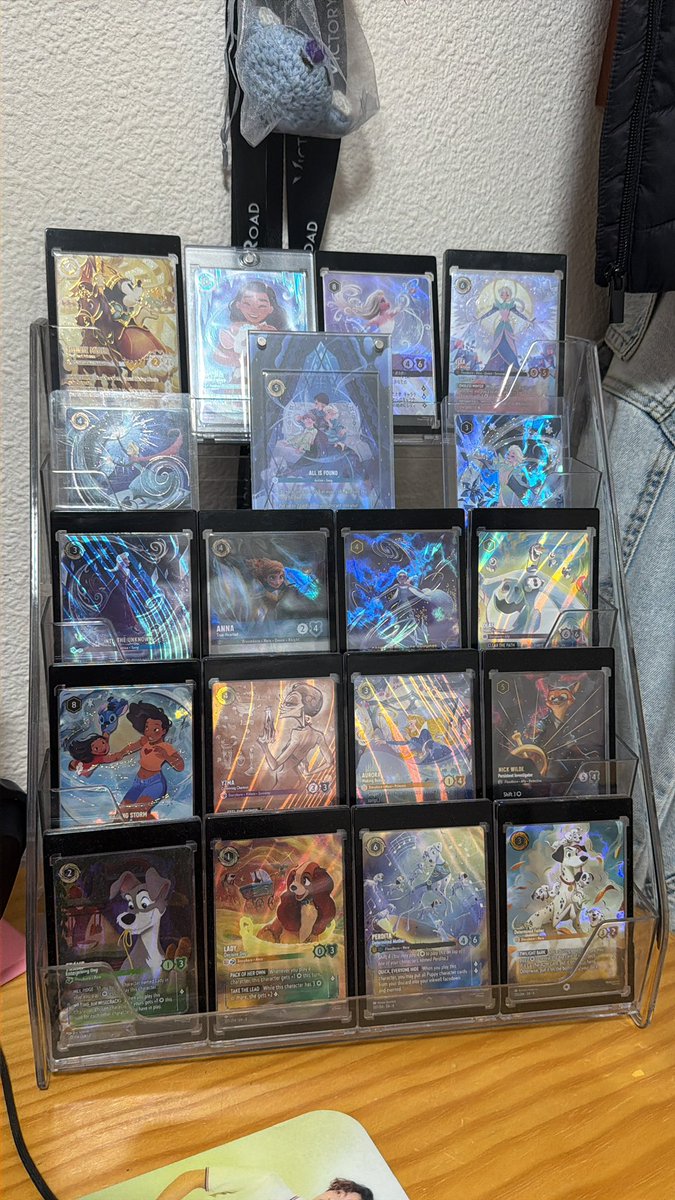 𝐂𝐚𝐦𝐞𝐥𝐢𝐚, 𝐂𝐮𝐫𝐢𝐨𝐮𝐬 𝐄𝐱𝐩𝐥𝐨𝐫𝐞𝐫 ✨ tweet media