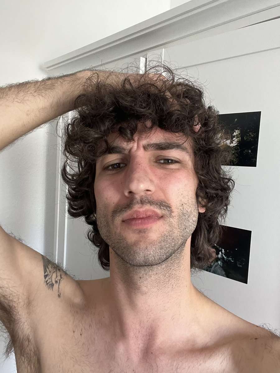 eusexual tweet media