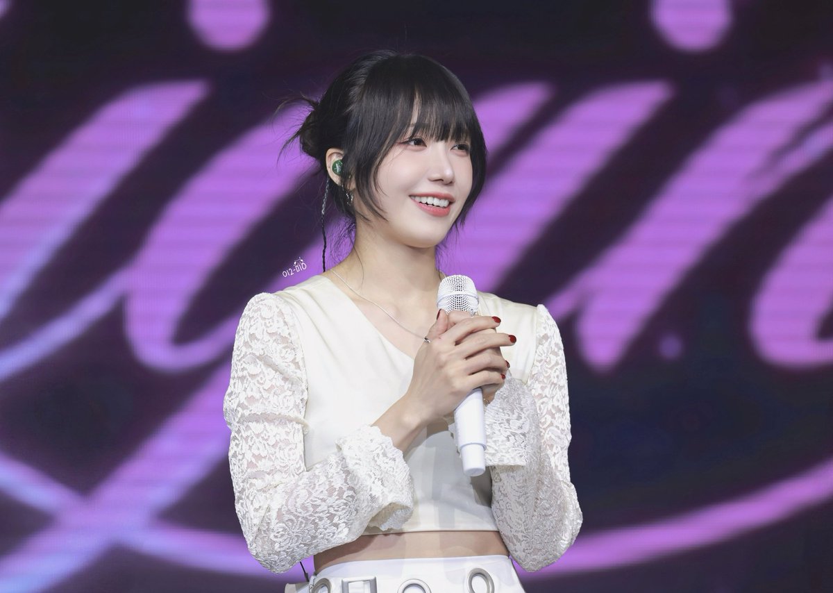 eunji pics ♡ tweet media