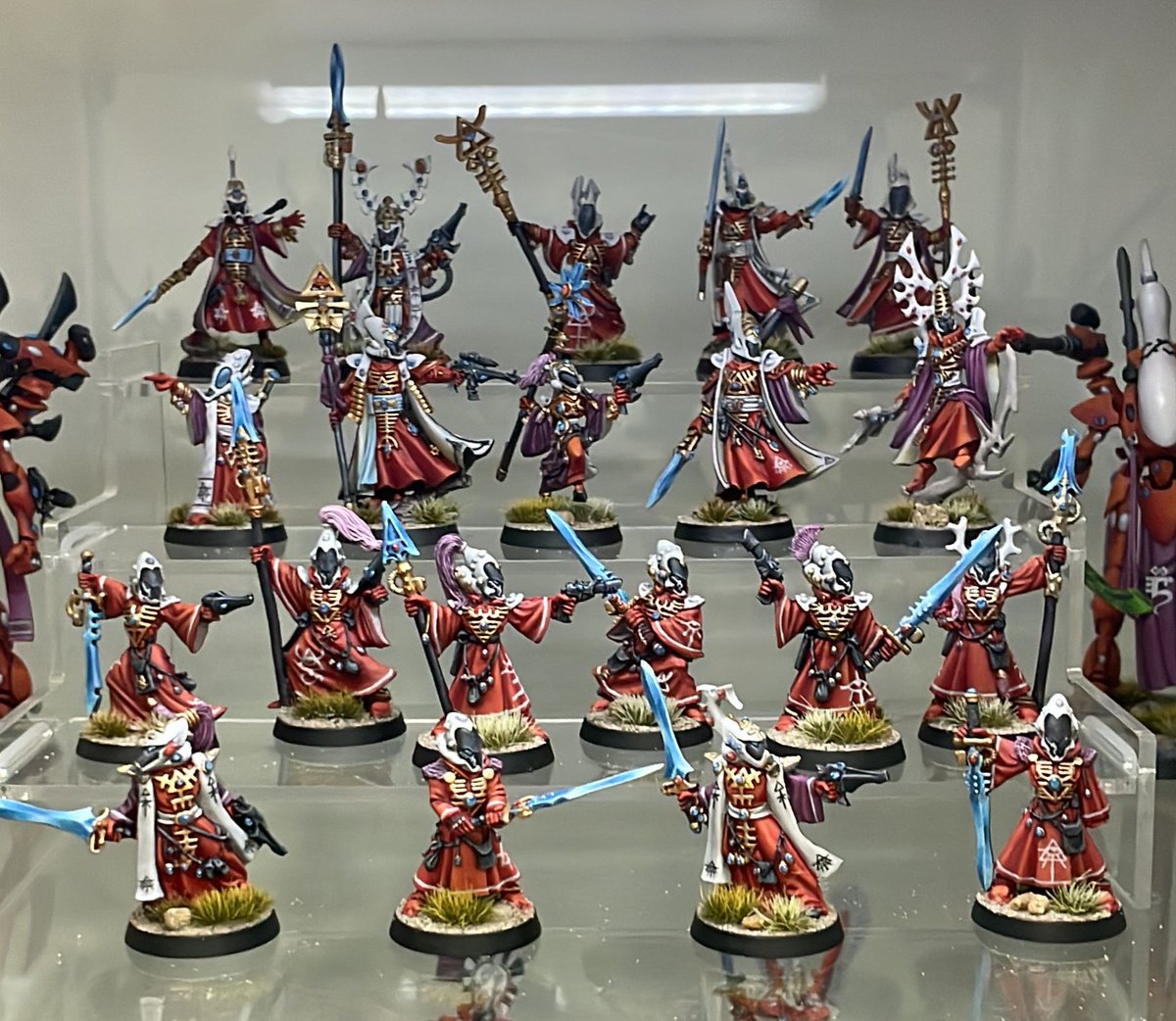 La Biblioteca Negra- Warhammer 40k tweet media