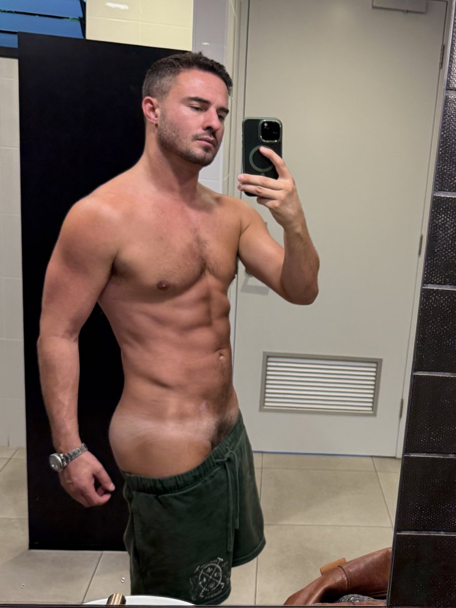 Oliver Bailey tweet media