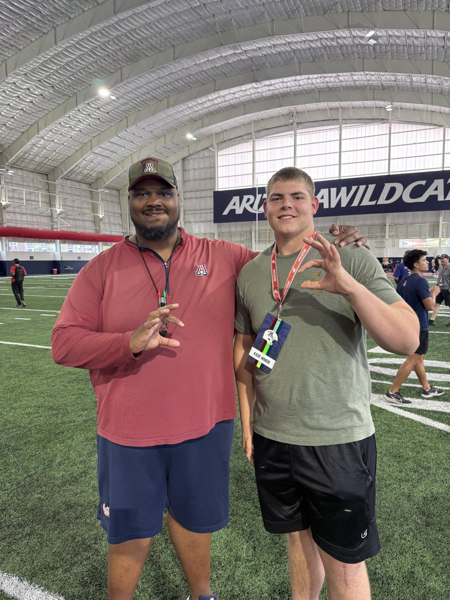 kademinor73's tweet photo. Had a great day with @ArizonaFBall , thank you for having me out @BrianBergheim @CoachOglesby @rudycar12 @CoachRWinkler @alaqcfootball @247recruiting @BrandonHuffman @CodyTCameron https://t.co/zu5Pv5z2Cs