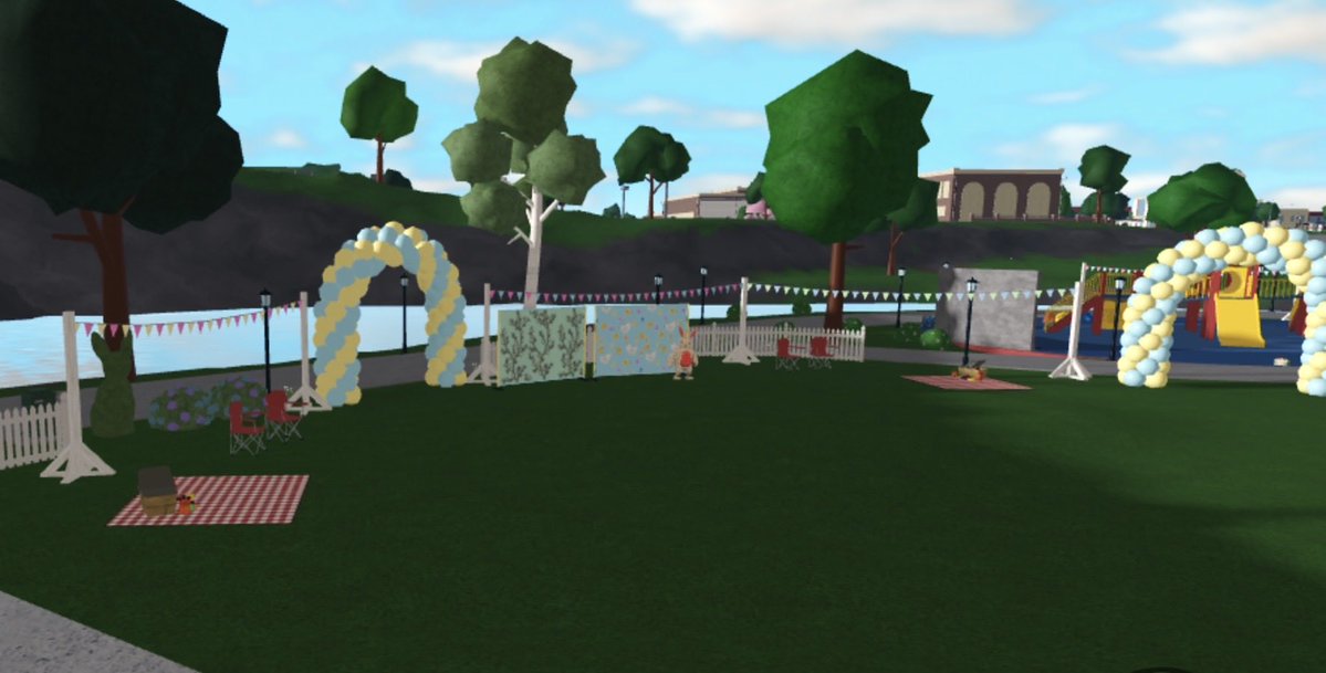 HAHAHAAH… such a cute bunny, not cursed at all… 🙃

i’m still traumatised by its wave… 😅 

<a href="/heybloxburg/">Welcome to Bloxburg</a>