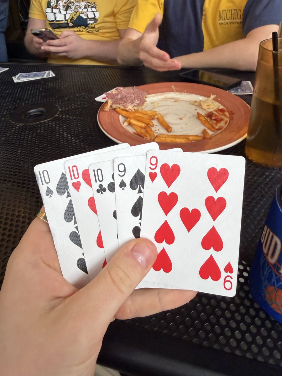 Cha〽️p Willy tweet media