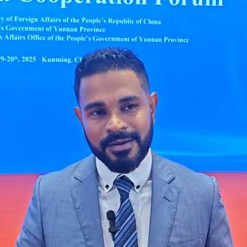 HKurusee's tweet photo. I don’t think you, @Midhuamsaud, realise just how much you contributed to MDP’s win today.

As I’ve always said, grassroots PNC trust your judgment more than Muizzu and the government. They listen to you. They rely on you to validate the opposition’s claims.

Your message reached every corner of the country. You exposed the government’s incompetence in a way that resonated widely. The oil storage capacity story, the recent NSPA failure, MTCC software corruption are great examples from the past two weeks. As a result, even many within PNC chose to vote against them today.

So, thank you.