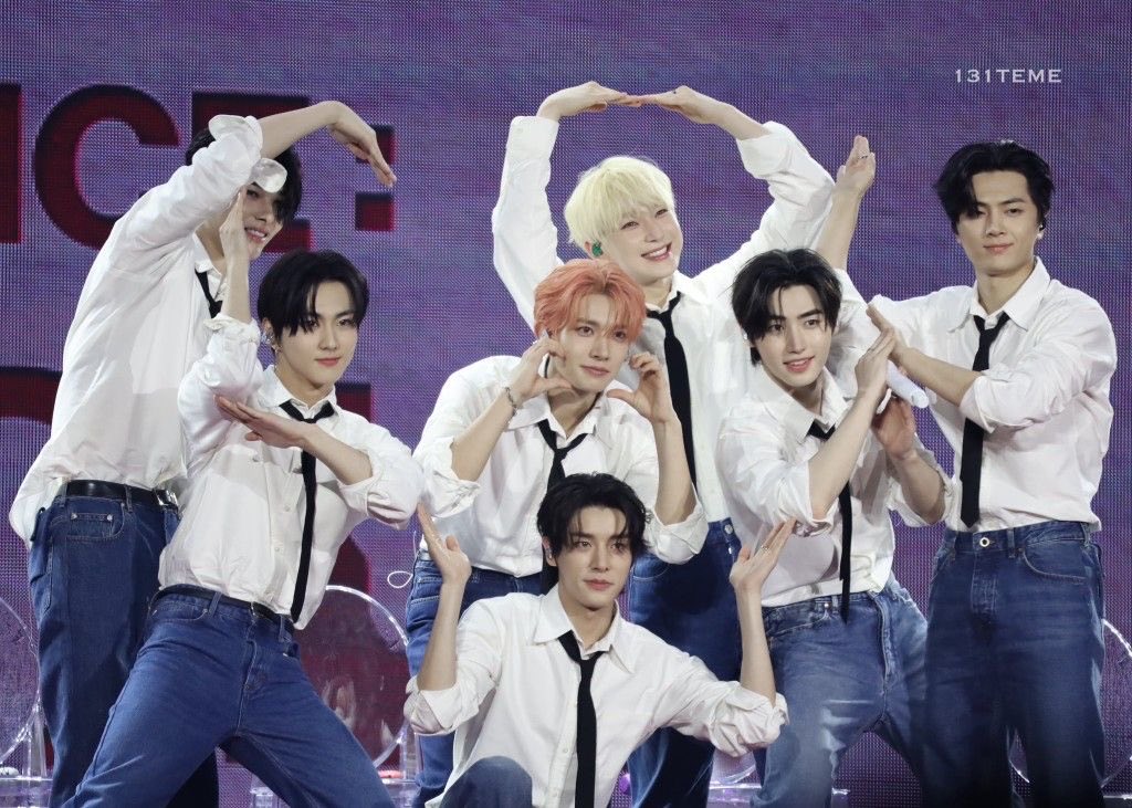 julia | ENHYPEN IS 7 tweet media