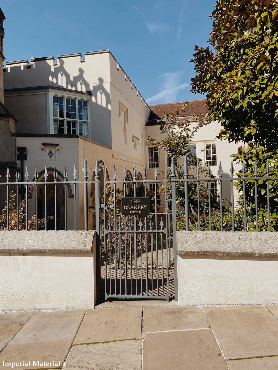 Imperial Material ♚ tweet media