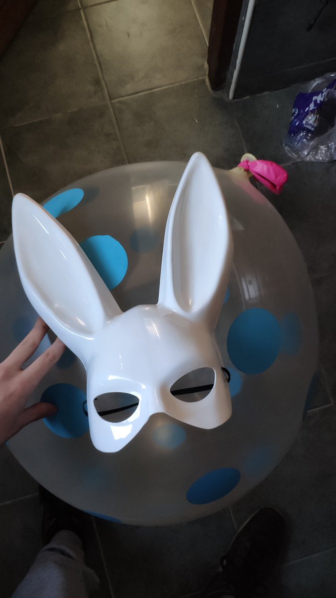 FloatieBoy00 tweet media