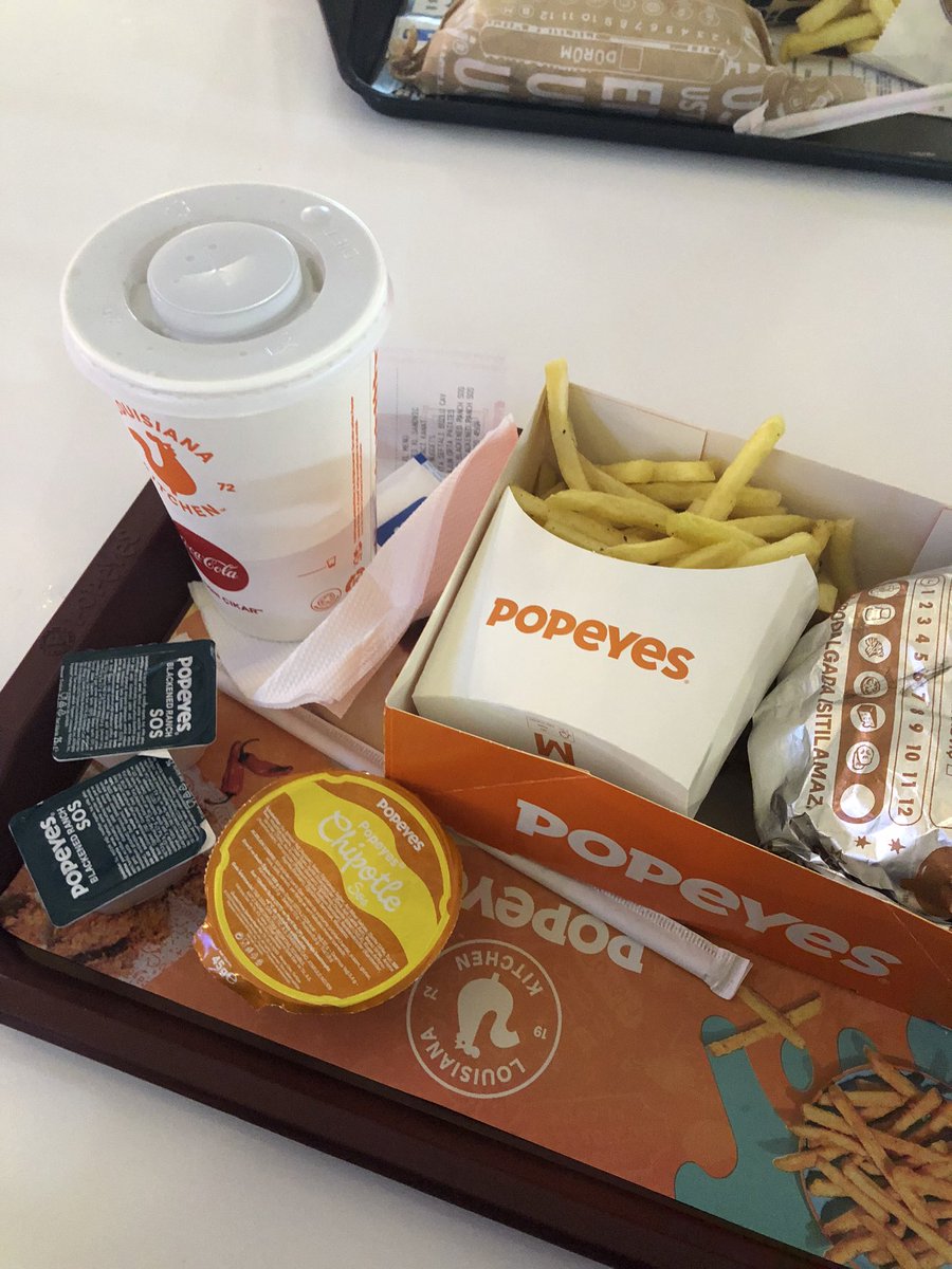 chipotlesos✈️🌷 tweet media