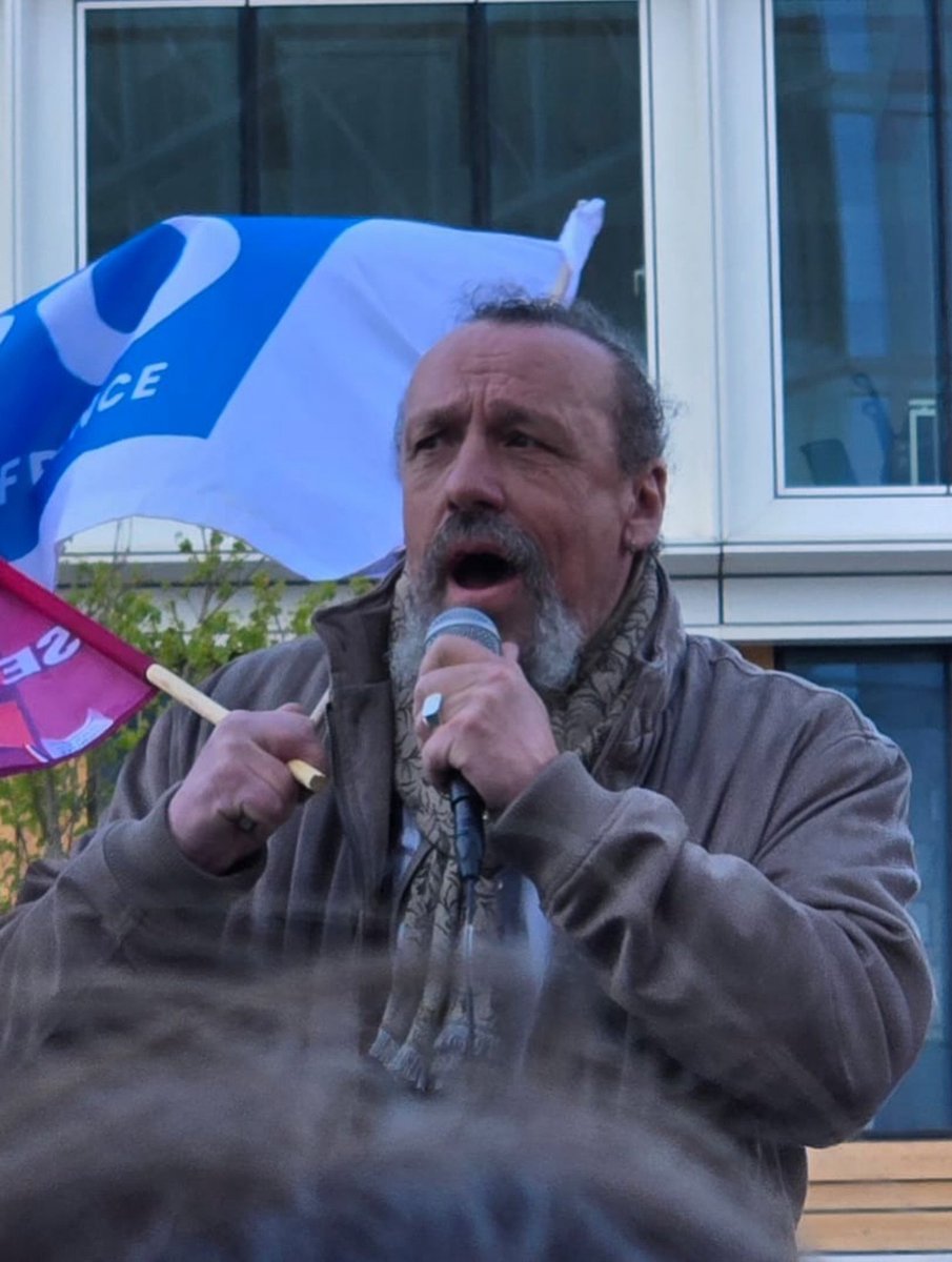 Marine Tondelier tweet media