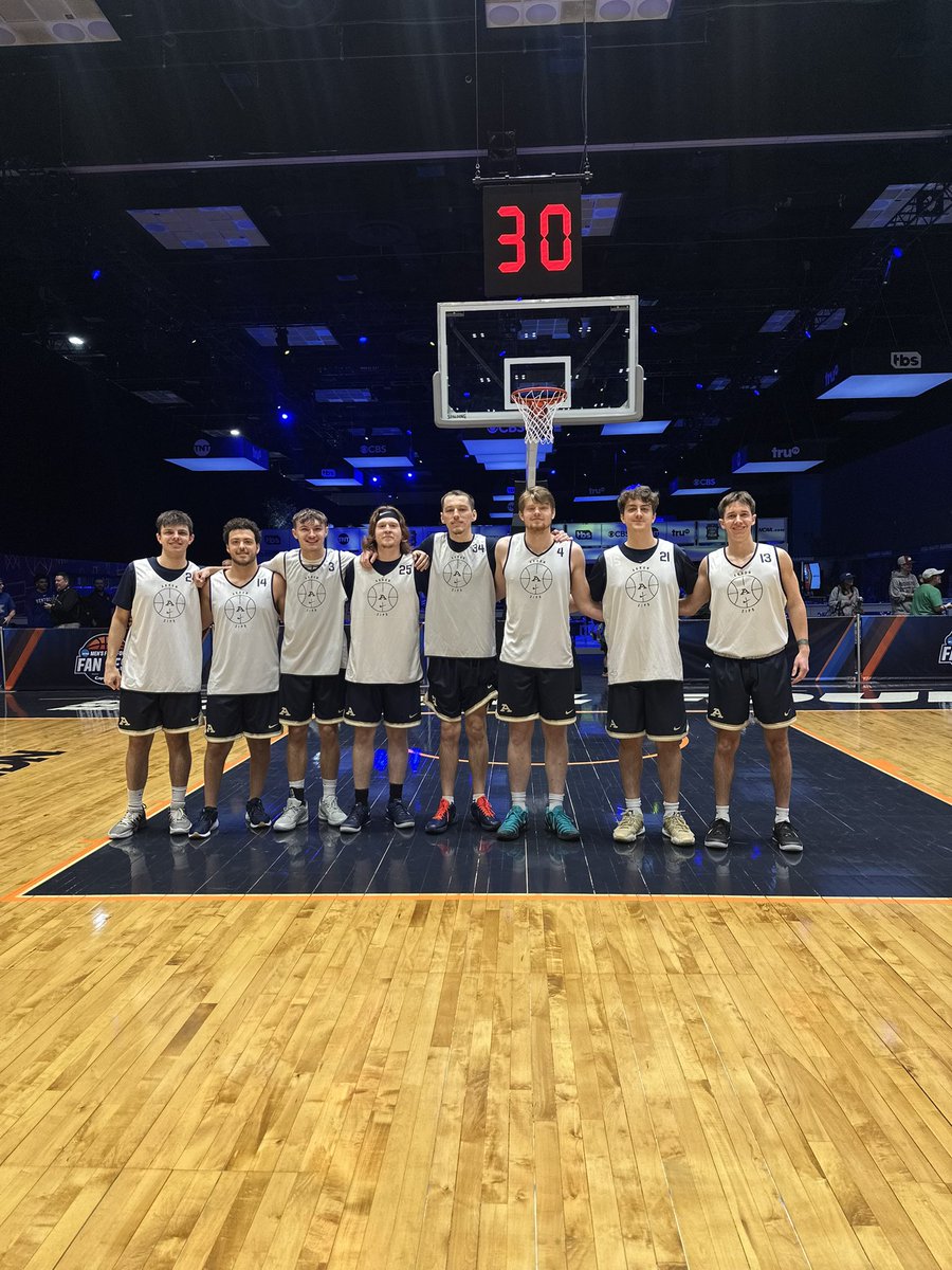 Manager Games tweet media