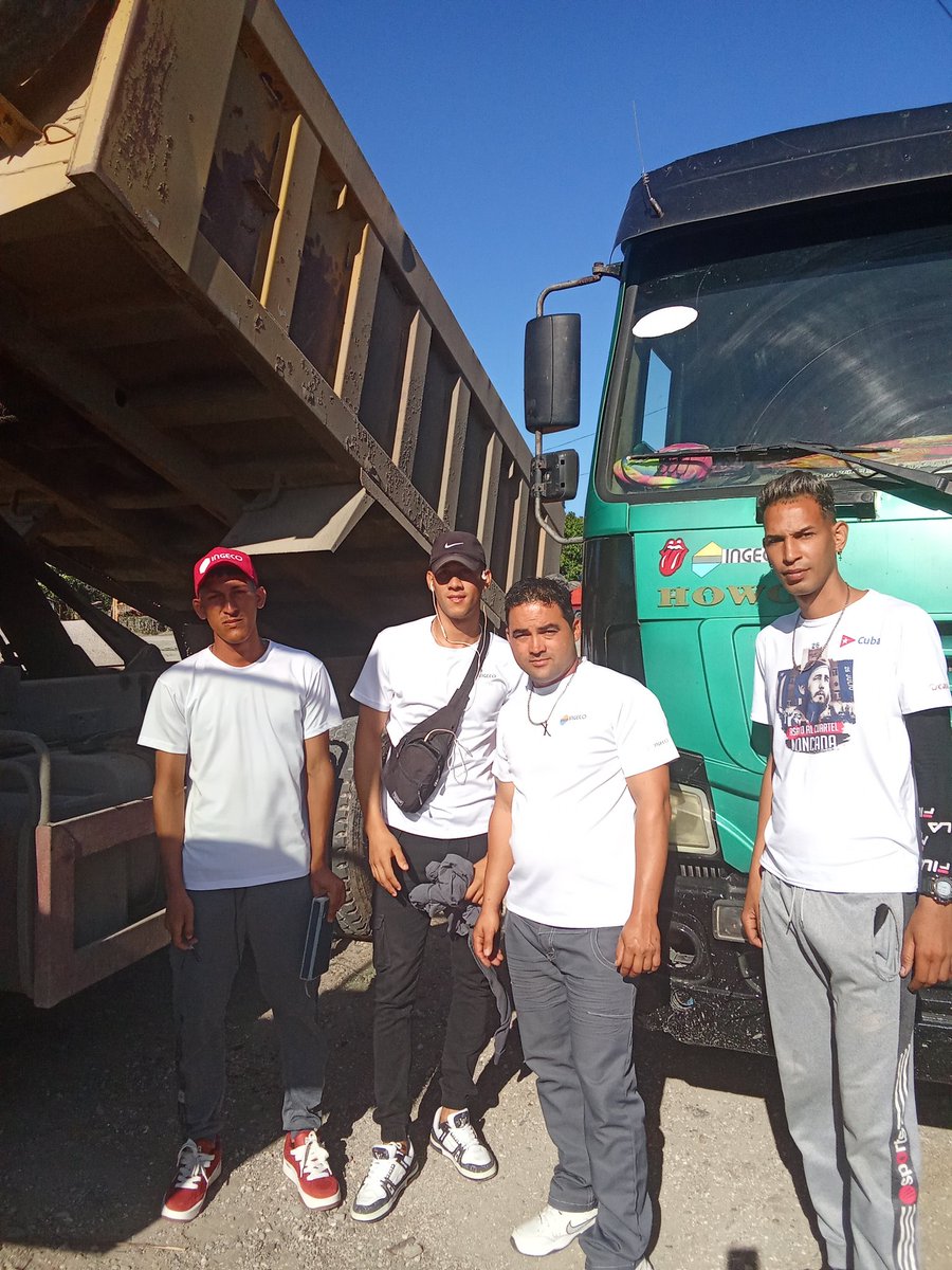 En este aniversario, celebramos a niños y jóvenes: en ellos late el futuro de Cuba. La Patria se hace día a día con sueños y entrega. <a href="/CubaCubacons/">Grupo Empresarial Construcción y Montaje</a> .
<a href="/ingeco_ecoi17/">ECOING No.17 Holguín (INGECO)</a>