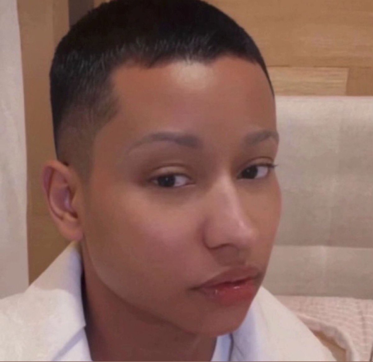 Greenasshoes tweet media