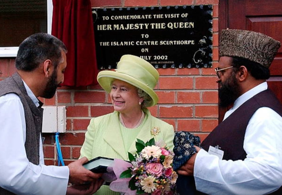 Lord Turalyon tweet media