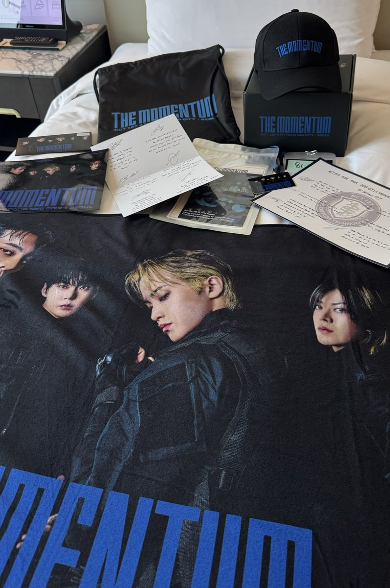 wts lfb ph NCT 127 the momentum Seoul VIP global package set
- blanket 
- ball cap
- drawstring bag 
- hand warmer
- 3000 php payo
- ctto but will send my own pics to interested buyer